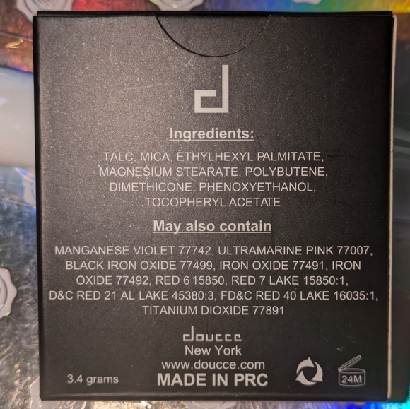 Blush Bundle of 2 ~1 Doucce Freematic Blush 1 Crown Deluxe Pro Blush Brush ~ New - Picture 9 of 10